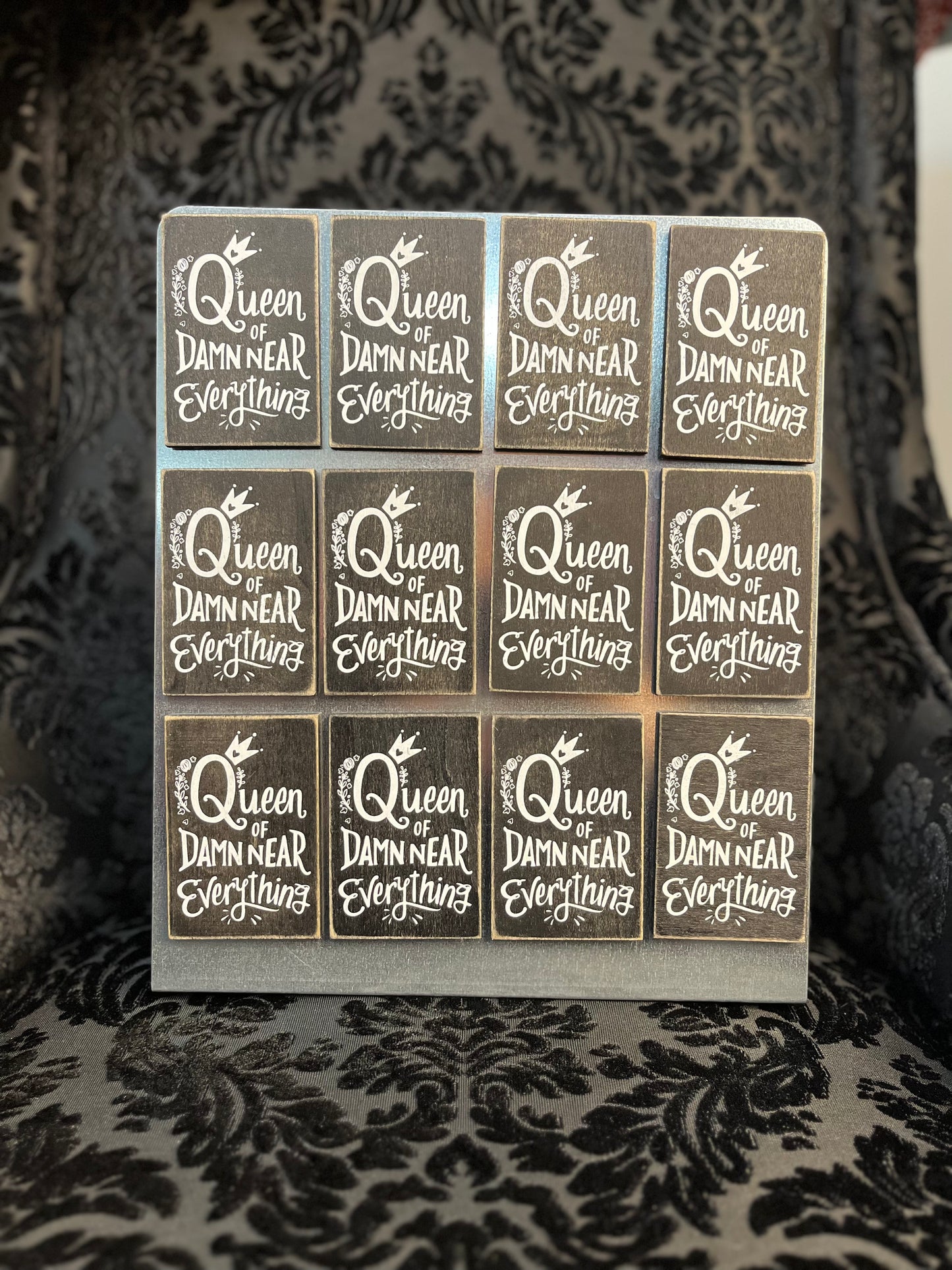 PRIMITIVES 2 1/2 x 4inch Queen Magnet