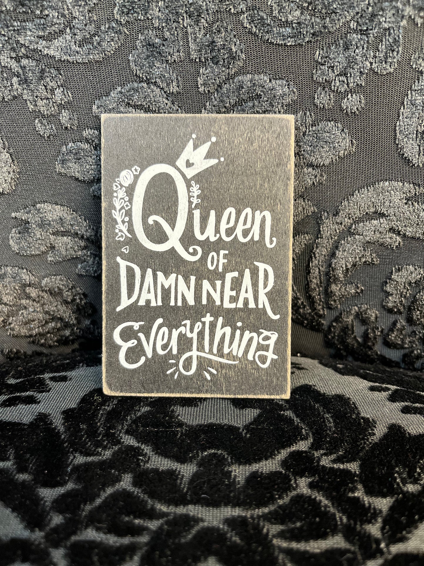 PRIMITIVES 2 1/2 x 4inch Queen Magnet