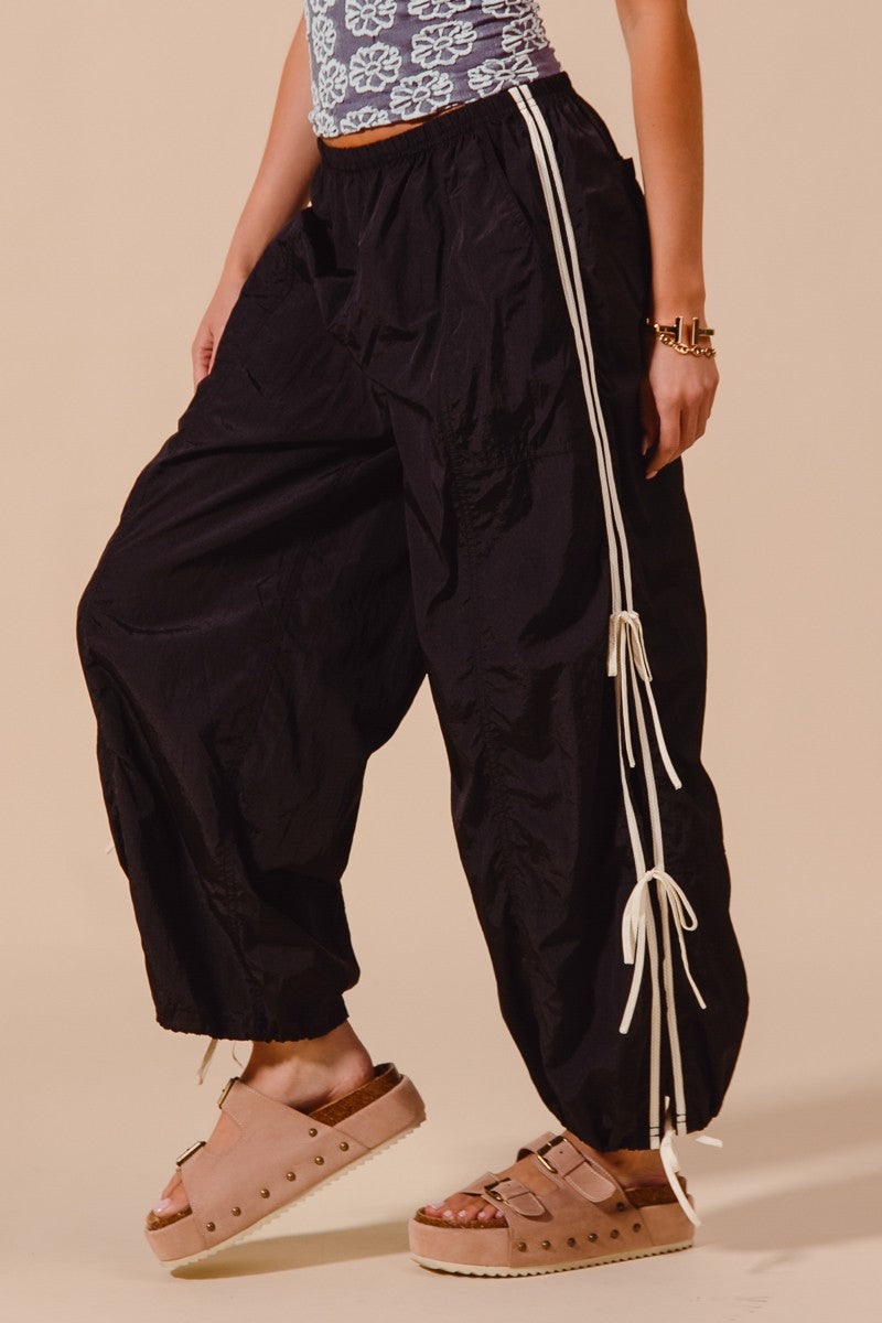 SO ME Loose Fit Jogger Pants with Ties