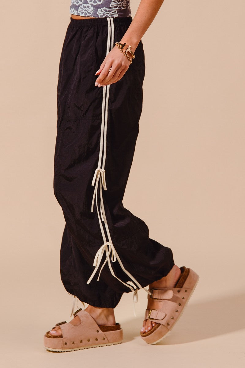SO ME Loose Fit Jogger Pants with Ties