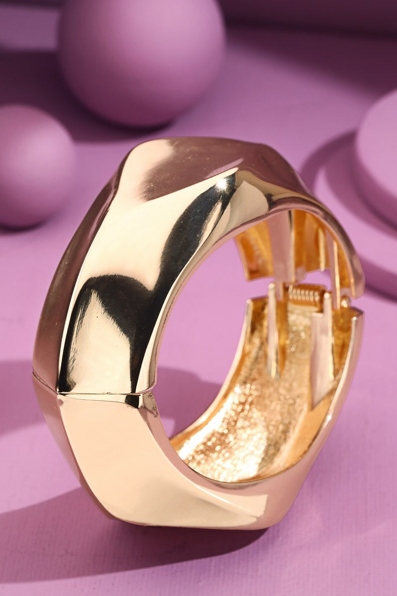 URBANISTA Gold Organic Shape Bangle Bracelet