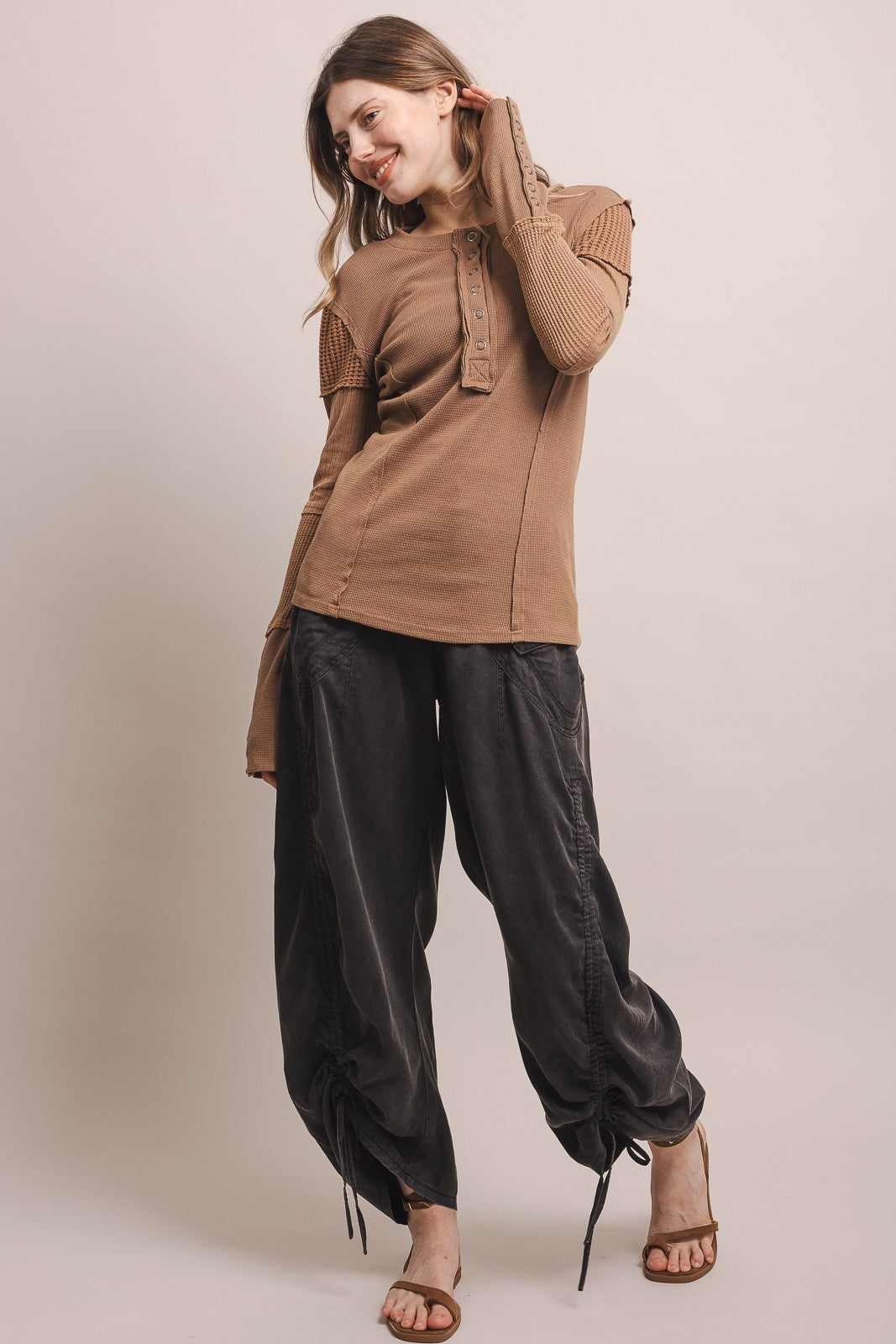BLUE VELVET Ruched Leg Cargo Pants