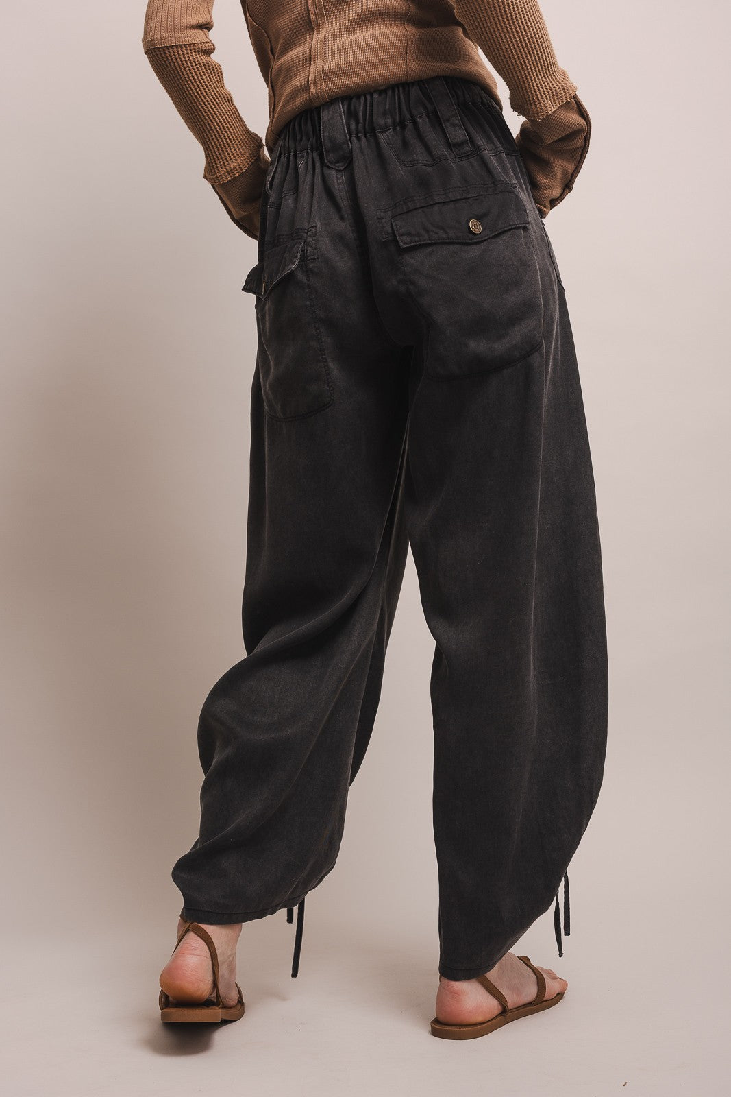 BLUE VELVET Ruched Leg Cargo Pants