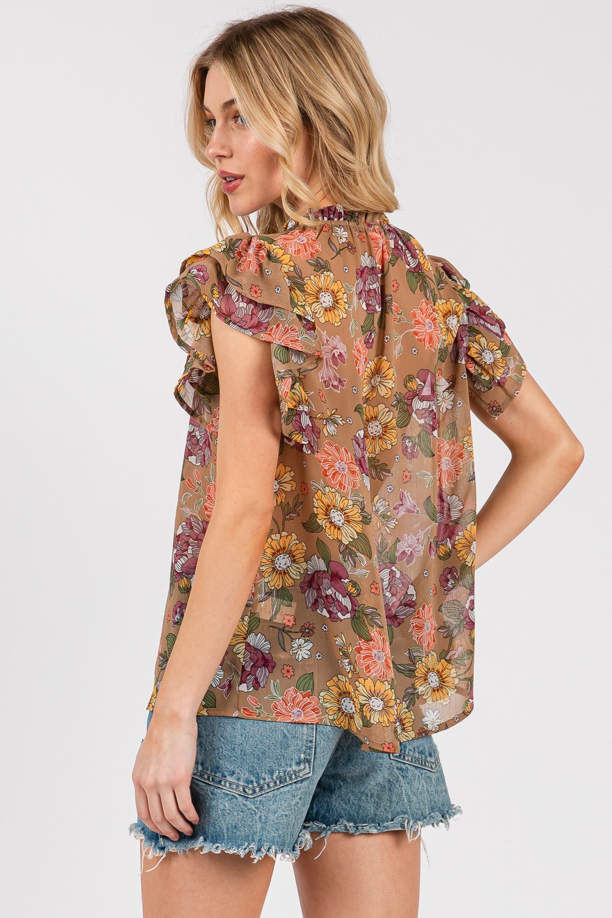 CES FEMME Boho Flower Print Ruffle Sleeve Top