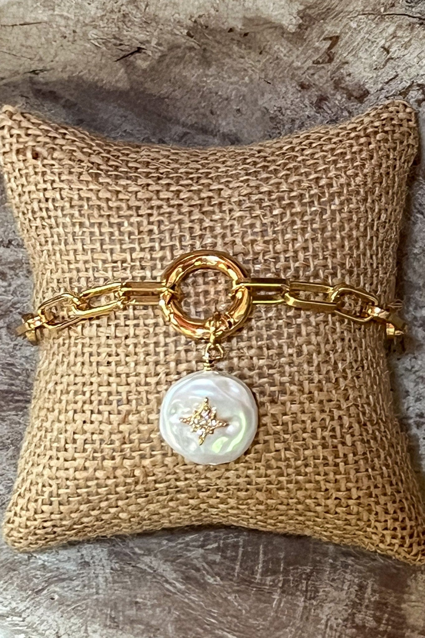 DYLAN Pearl Star Charm Bracelet