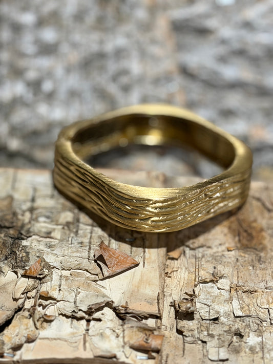 DMC Gold Square Textured Bangle