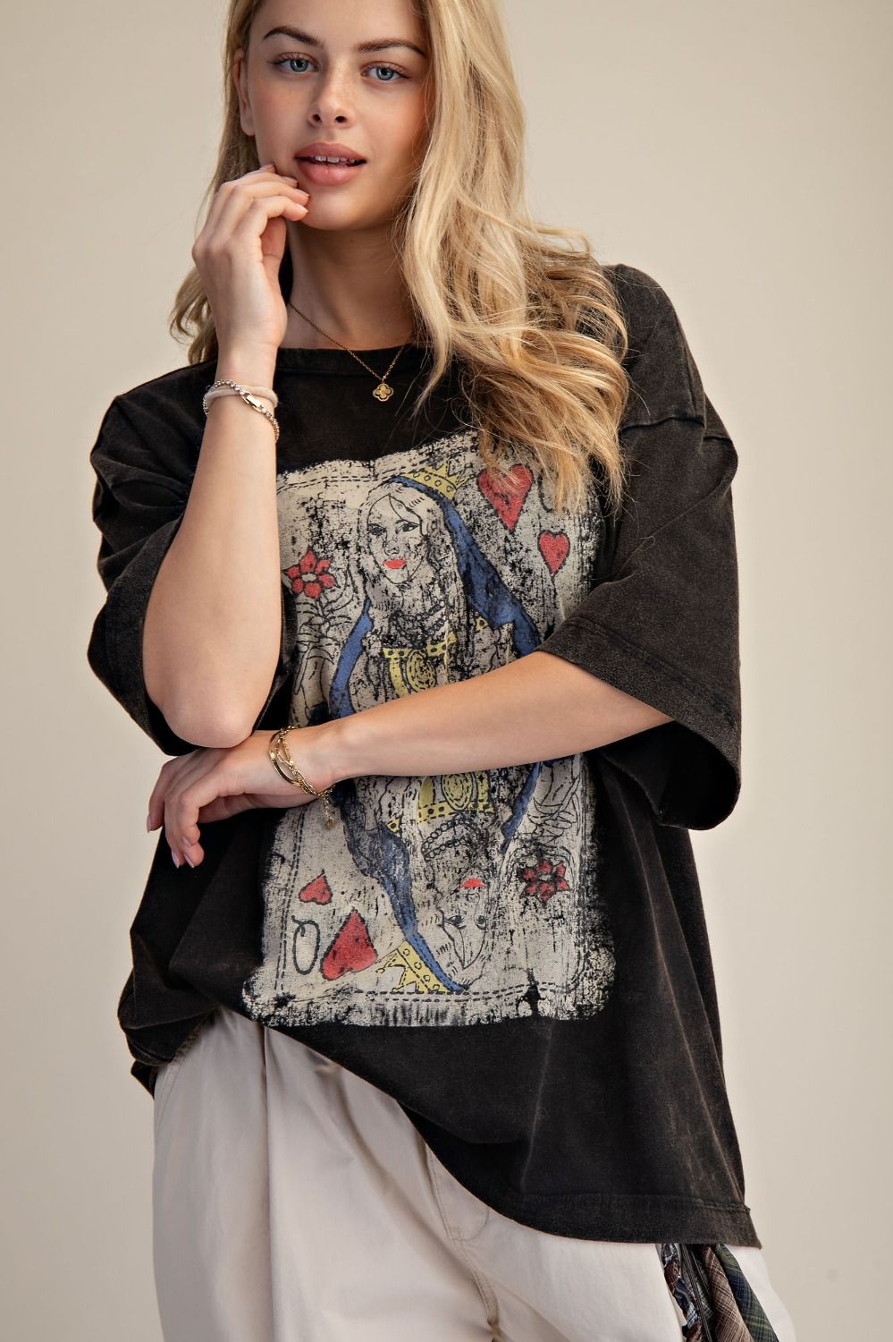 EASEL Queen Printed Washed Boxy Top