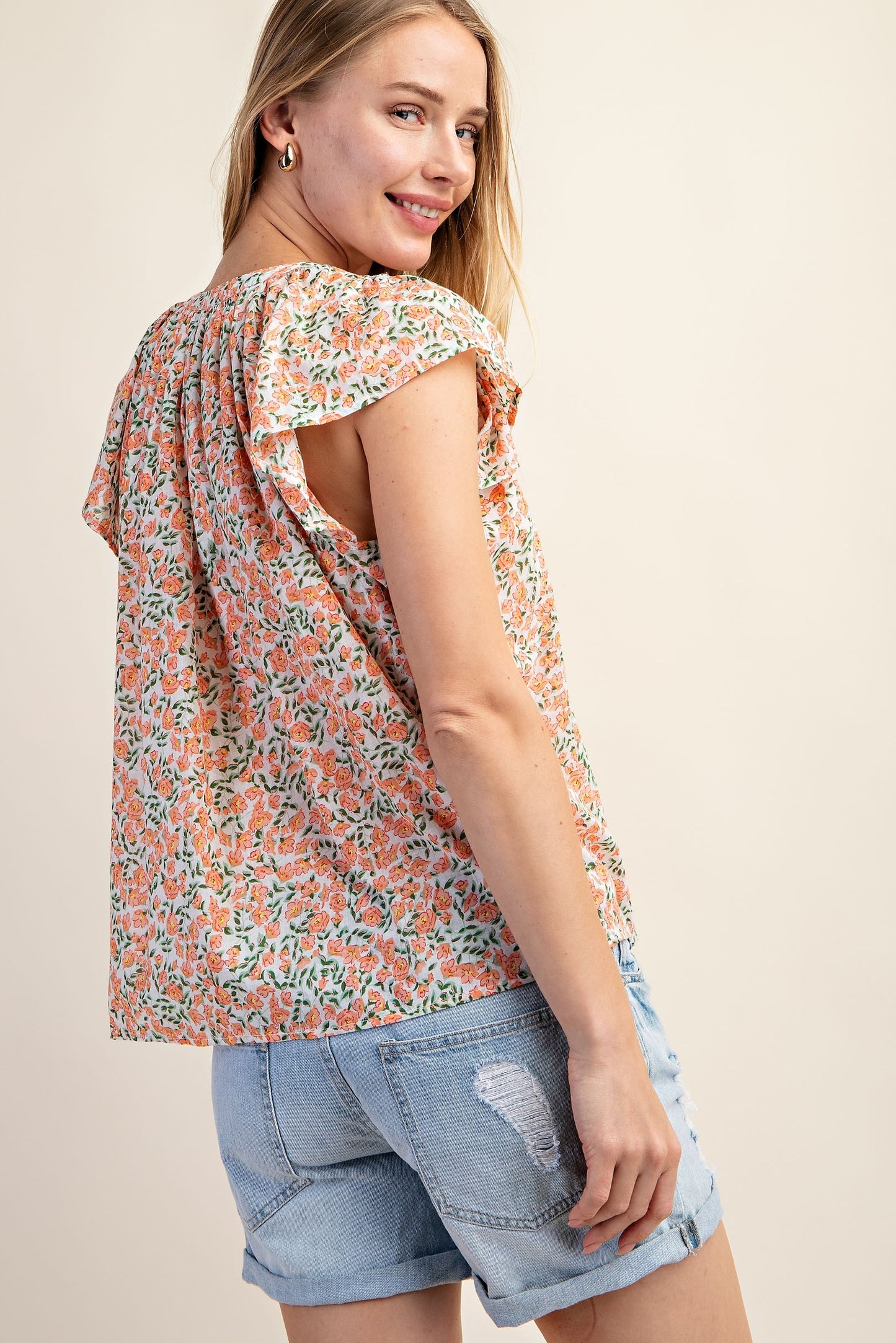 GIGIO Floral Ruffle Sleeve Top