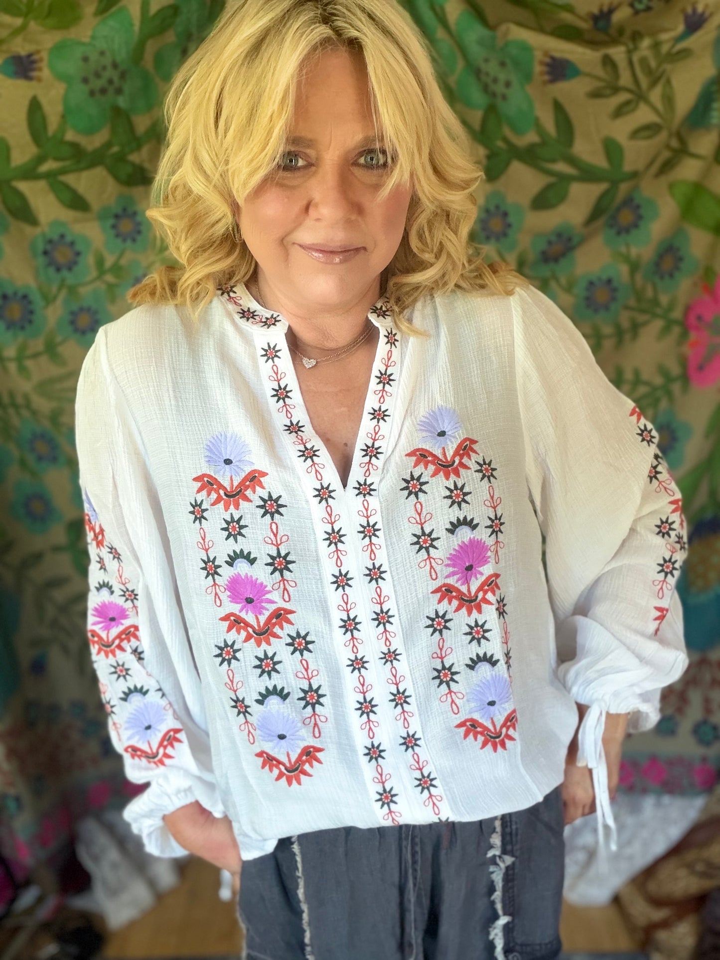 VINE & LOVE Vintage Embroidered Boho Top