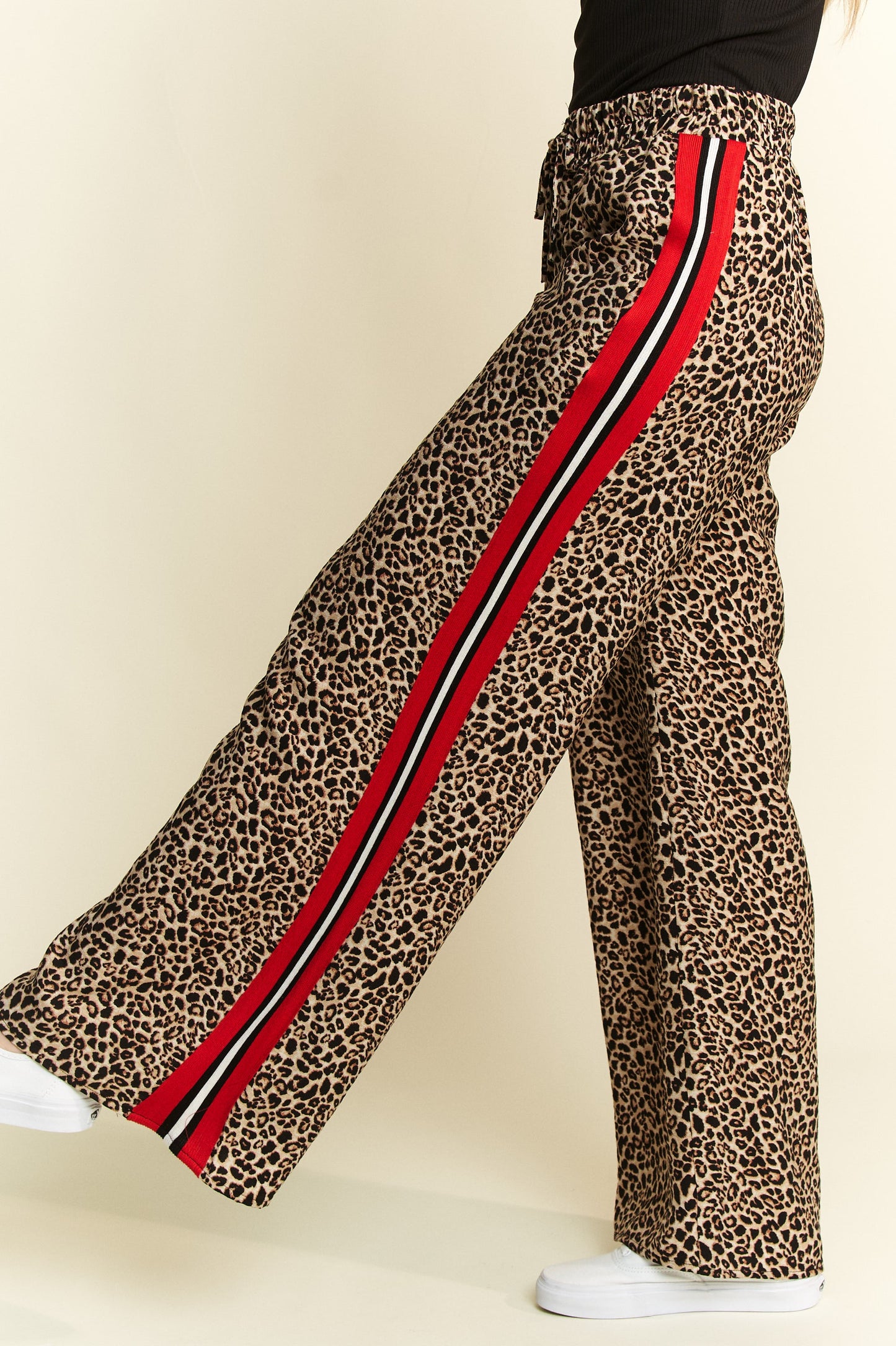 JADE BY JANE Leopard Contrast Trousers w/Red Panel