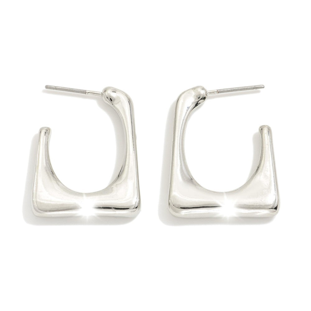 Judson Rounded Square Earrings