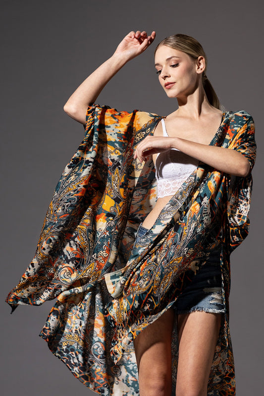 URBANISTA Brookwood Kimono