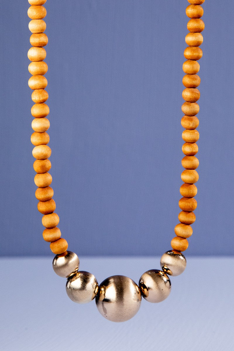 URBANISTA Metal Wood Bead Necklaces in 4 Colors