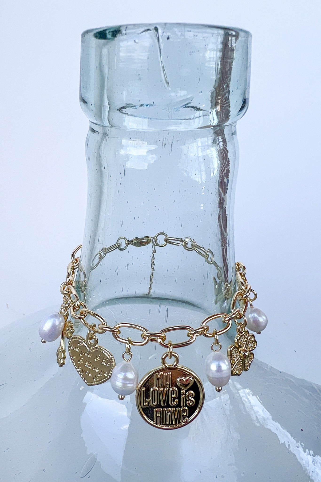 DYLAN Pearl and Coin Charm Bracelet