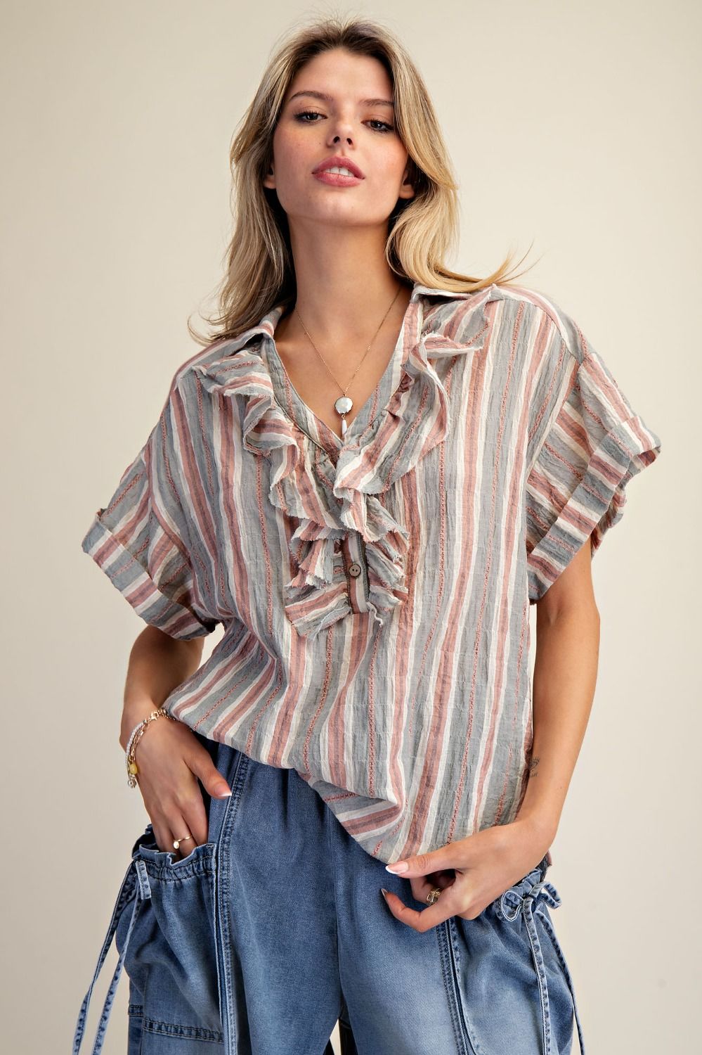 EASEL Crinkle Striped Blouse