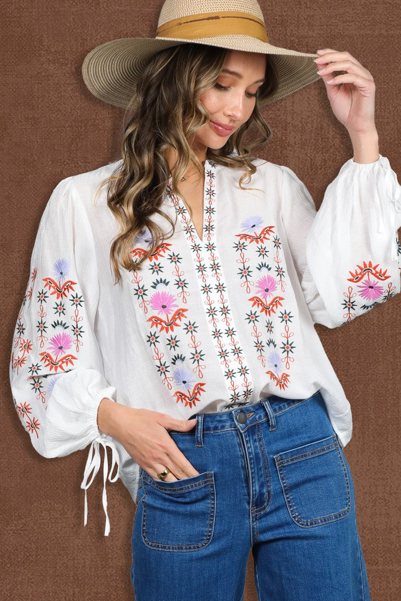 VINE & LOVE Vintage Embroidered Boho Top
