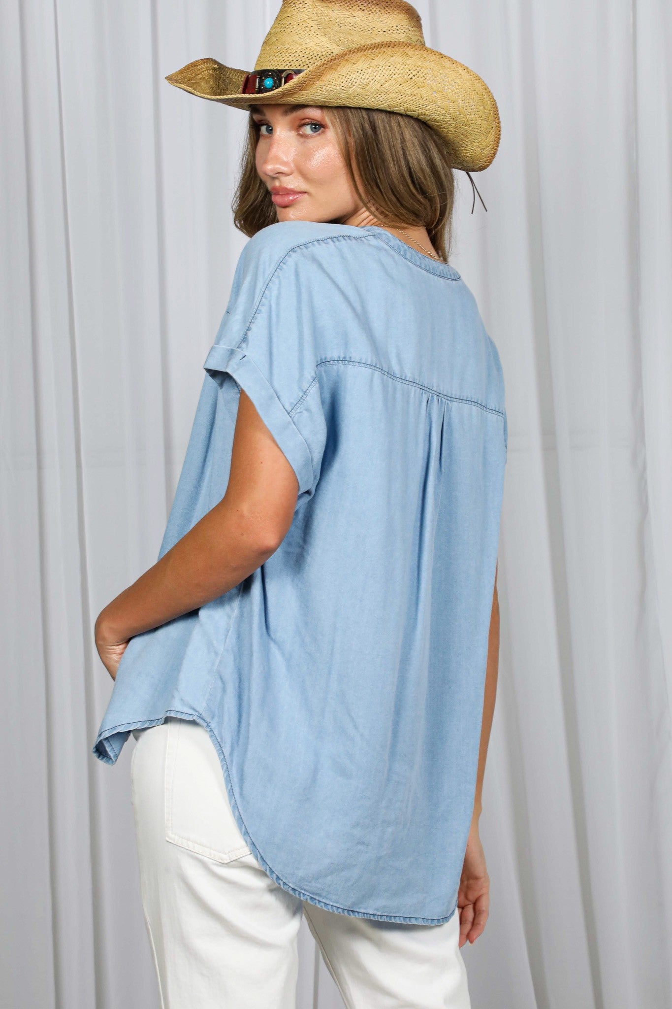 VINE & LOVE Tencel Chambray Shirt